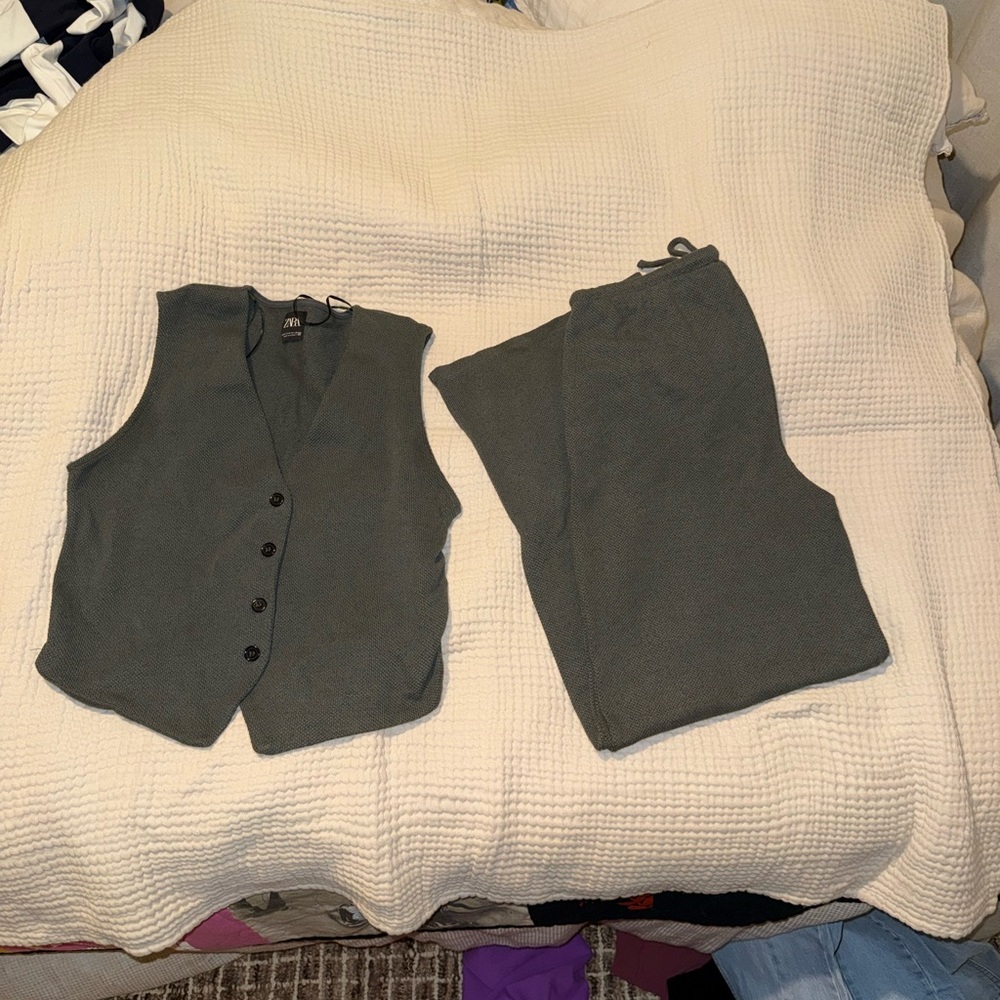 Zara Women's Charcoal Vest and Pants Set